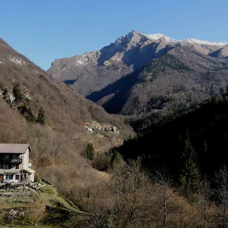 Casa Monte Schiara Vakantiehuis *